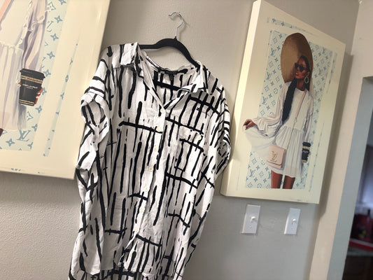 Black & White Button Up